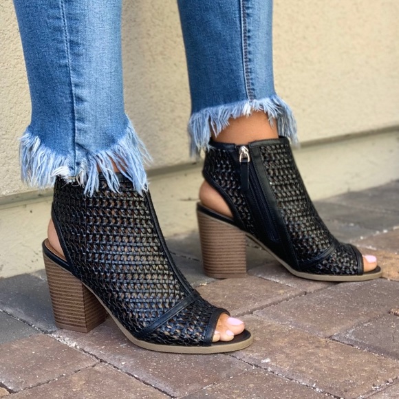 NIB BLACK Woven Peep Toe Block Heel Ankle Bootie - Picture 2 of 8